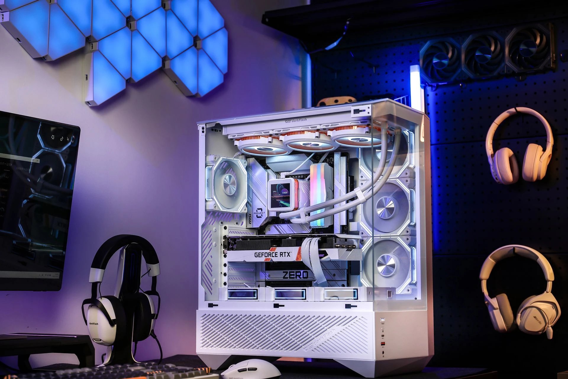 кутия Case ATX - DY460 White - 4 x 120 mm A-RGB fans included, USB-C